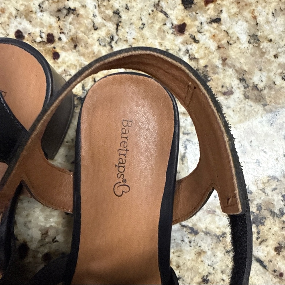 BareTraps Black Cutout Sandals - Picture 4 of 4